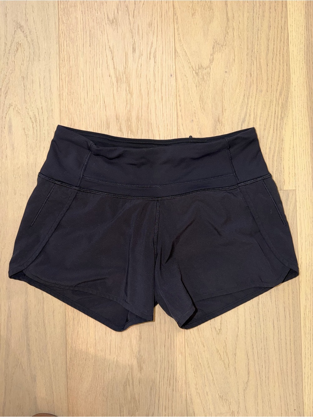 Lululemon Women's Active Shorts - Black